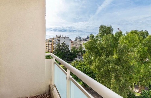 Liberation Apartment | Nice City Center 2 Bedrooms Balcony Air Conditioning