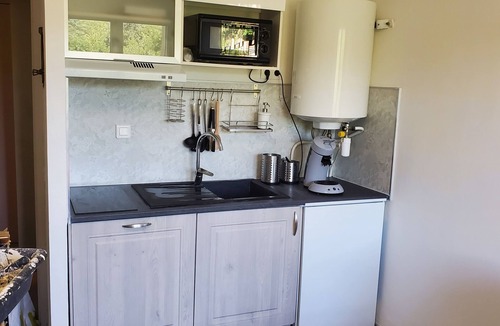 Carry-le-Rouet Apartment | Nice little studio in the center of Carry le rouet in a secure residence