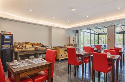 Aix-en-Provence Apartment | Odalys City Apartment Hotel - Aix en Provence Ouest