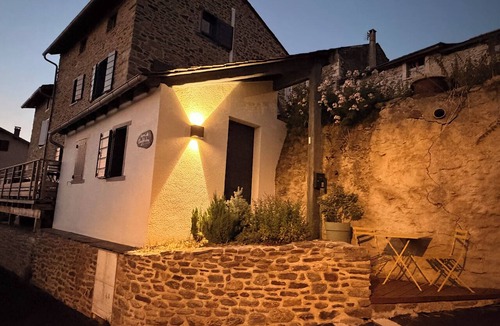 Real House | Odeillo Lodge | Lake View | Luxury | Sleeps 8 | Les Angles