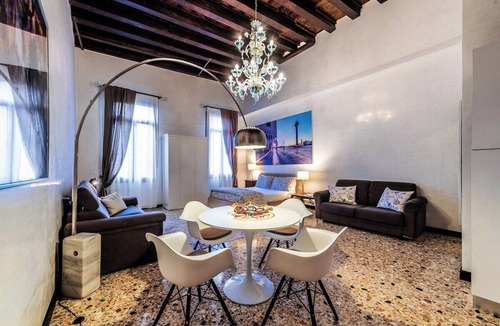 San Marco Apartment | Open space attrezzato di 50mq in zona tranquilla e silenziosa