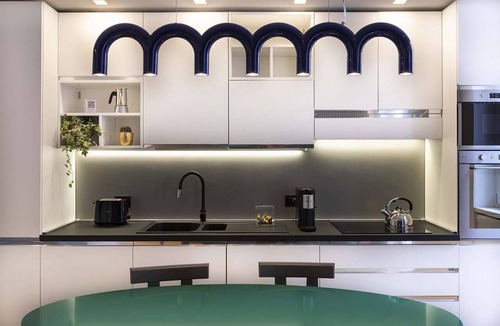 Rione VII Regola Apartment | Our apartment is in a building of the past century, it's on the 2nd floor and served by an elevator.You will have at your disposal 2 bedrooms, 2 bathrooms, and a living room, with a cooking area, that will be able to accommodate up to 5 people.The livi