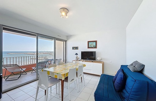 Palavas-les-Flots Apartment | Palavas: 2-BR Sea View Apt, 6 Guests
