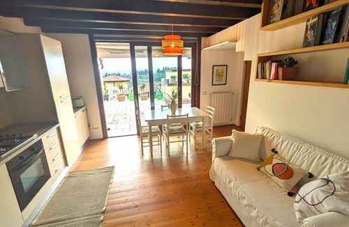 Gaino Apartment | Panoramic apartment with lake view-IT017187C2BAENBV39