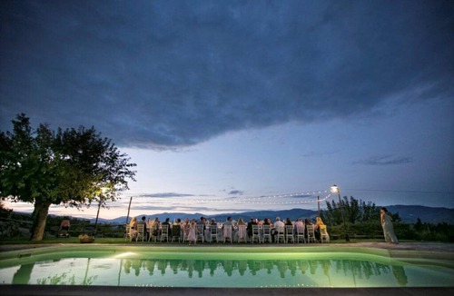 Porrena House | Panoramic villa with heated pool, party room and catering on demand