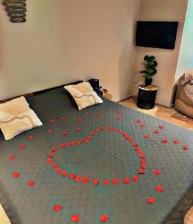Montignargues Hotel | Paradis & Désir Chambre Romantique