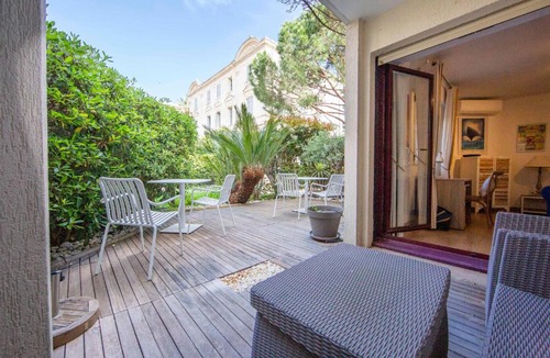 California - Pezou Apartment | Paradise Cannes Center with Pool and Park VILLA LE LYS