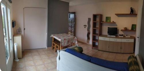 Villeneuve-Loubet Apartment | Paraliamou