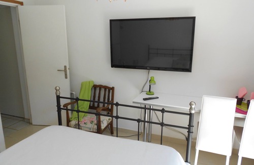 Roquefort-les-Pins House | PARENTAL SUITE WITH SHOWER AND BATH