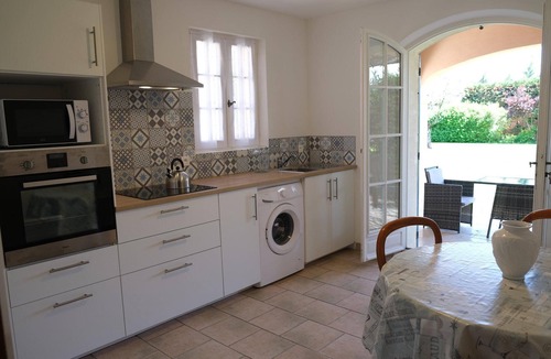 Cheval-Blanc Villa | part of house with pool to share, 2 persons, in cheval blanc, luberon, provence.