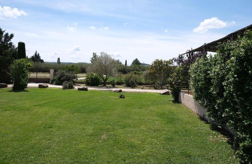 Cheval-Blanc Villa | part of house with pool to share, 2 persons, in cheval blanc, luberon, provence.