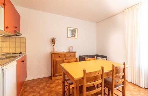 Guillaumes Apartment | Peaceful alpine triplex escape