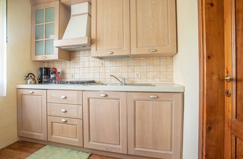 Roccastrada Villa | Pet-Friendly Finca Olivos with Mountain View, Pool, Garden & Wi-Fi