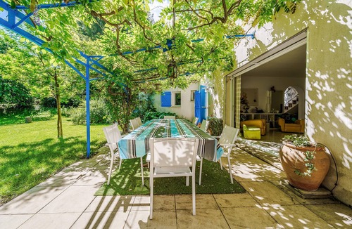 Aix-en-Provence House | Pet friendly home in Aix-En-Provence