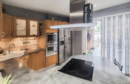 Olonzac House | Pet friendly home in Olonzac