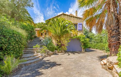 Roujan House | Pet Friendly Home In Roujan
