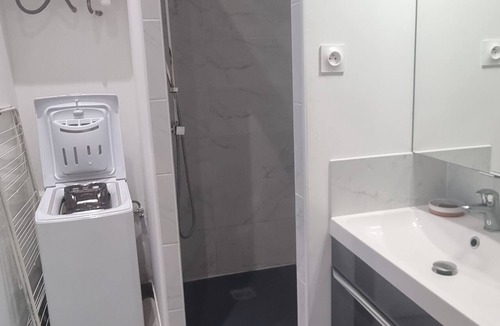12th Arrondissement Apartment | Petit Marguerite, a comfortable studio apartment in Marseille
