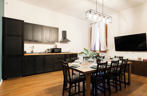 Rione VII Regola Apartment | Pettinari Apartment