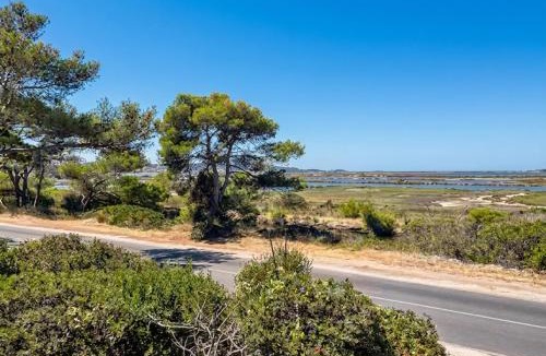 La Capte Apartment | Plage 200 m à pied Terrasse vue Salins Bus pour îles Hyères