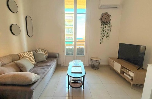 Fabron Apartment | PLAGE ET VILLE Appartement 3 chambres avec balcon 6 personnes