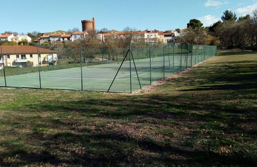 Saint-Martin Apartment | Pleasant 1-bedroom apartment, garden, swimming pool, tennis court, private parking