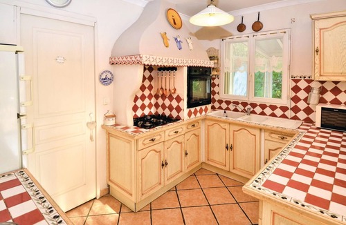 Les 3 Ponts House | Pleasant cottage on the heights of Nîmes, just 5 minutes from downtown, in a quiet residential area