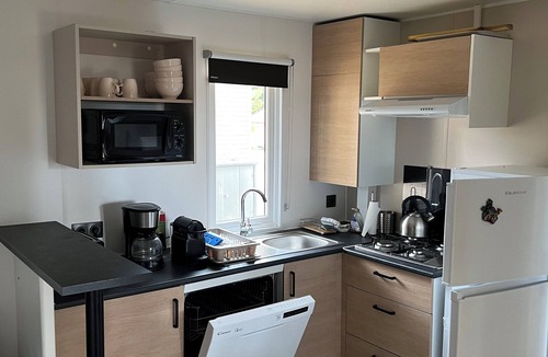 Carry-le-Rouet House | Premium Mobile Home for 6 People 4-Star Beach Access – Pool & Air Conditioning