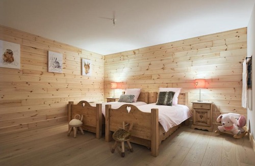 Saint-Etienne-de-Tinee Ski Chalet | Prestige 5 étoiles Chalet 6 Bed 5 Bath