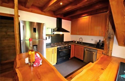 Vars Ski Chalet | Prestigious 18 Person Chalet with Pool and Jacuzzi