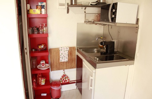 Montpellier-Centre Apartment | Pretty DUPLEX medieval city center!