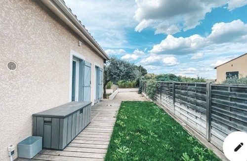 Quartier des Espesses Villa | Pretty villa close to Nîmes town center