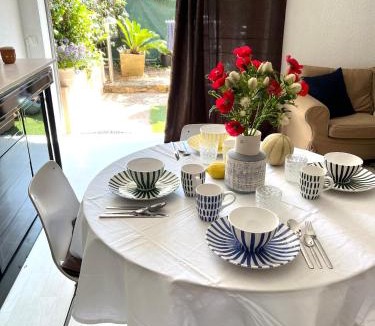 Saint-Tropez Apartment | Private garden in center of saint tropez