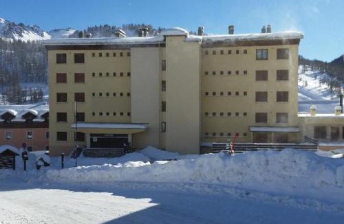 Montgenevre Apartment | Proche des pistes ! Appartement 6 pers avec parking, animaux acceptés - FR-1-445-58