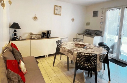 Rousset Ski Chalet | PROMO:-20%/Du 9/5 AU 13/6/PROX:LAC SERRE-PONCON/SPORT D'EAU/RANDOS/PECHE/VTT.