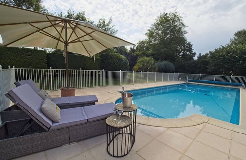 Saint-Chamas House | Property in Terre de Provence with main villa from XIXe Siècle