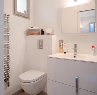 Est Villa | Property with pool and independent studio in Aix