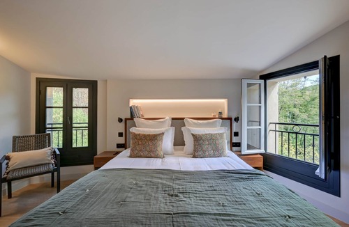 Entrecasteaux Villa | Provençal country house - Swimming pool - Sleeps 9