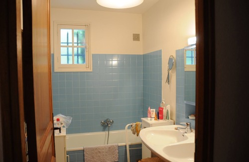 Apt House | Provencal country house, exceptional view with swimming pool