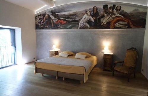 Cavaillon Villa | Provencal Farm with swimming pool near Isle sur la Sorgue - 10 people.