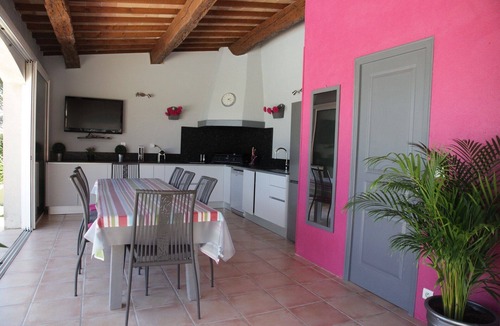 Istres Villa | Provencal house, 2000 m2 of land, breathtaking view of the lake