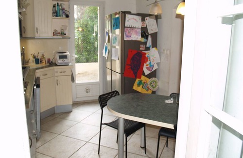 Pelissanne House | Provençal house for rent with a fully equipped pool.