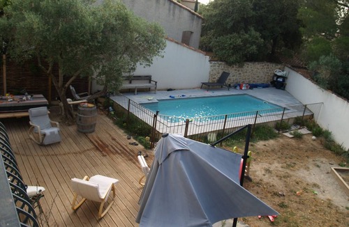 Pelissanne House | Provençal house for rent with a fully equipped pool.