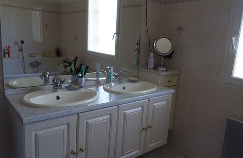 La Crau Villa | provencal villa in the heart of the hyeroise region near the sea and beaches