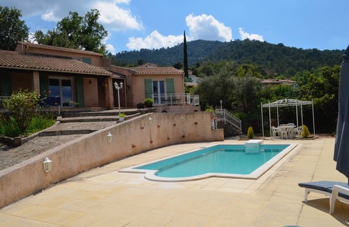 Les Censies House | Provencal villa with swimming pool and mature garden in the heart of Green Provence