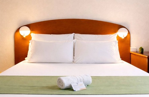 Saint-Jean-de-Vedas Hotel | Quick Palace Montpellier