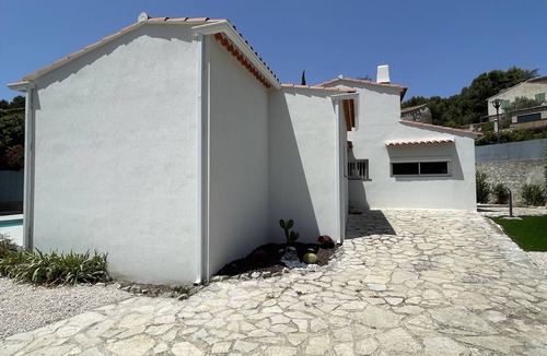 Carnoux-en-Provence House | Quiet family home with private pool