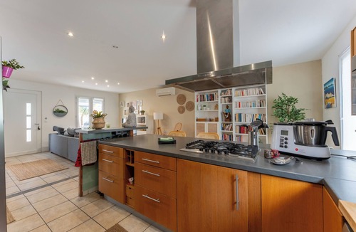 Chateauneuf-les-Martigues House | Quiet villa with a heated pool and gym on the Côte Bleue and in Marseille