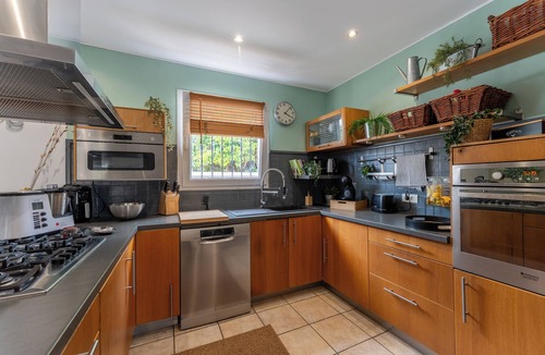 Chateauneuf-les-Martigues House | Quiet villa with a heated pool and gym on the Côte Bleue and in Marseille