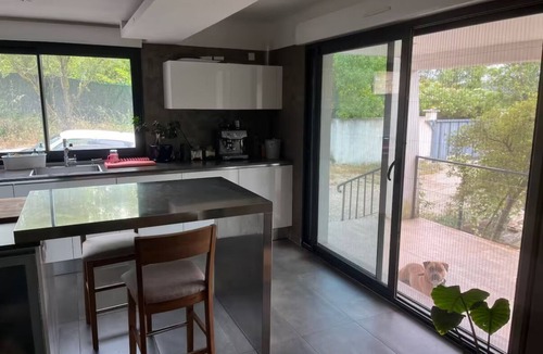Gardanne House | Quiet house with garden and pool 15 min from Aix en Provence.