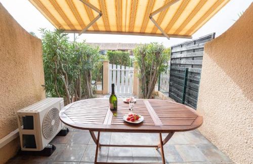 La Franqui Apartment | Résidence avec parking et piscine, à 5 minutes de la plage LA